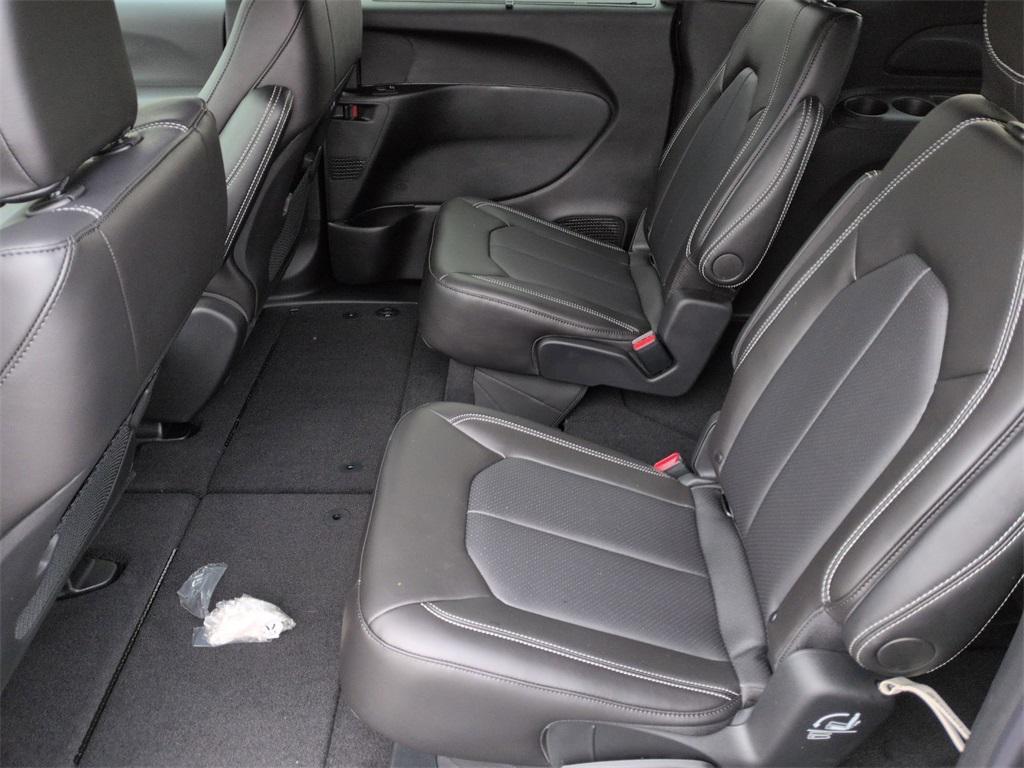 new 2026 Chrysler Pacifica car, priced at $44,610