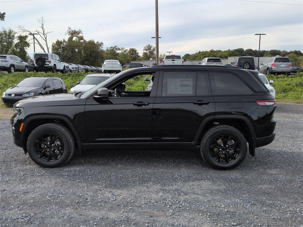 new 2025 Jeep Grand Cherokee car