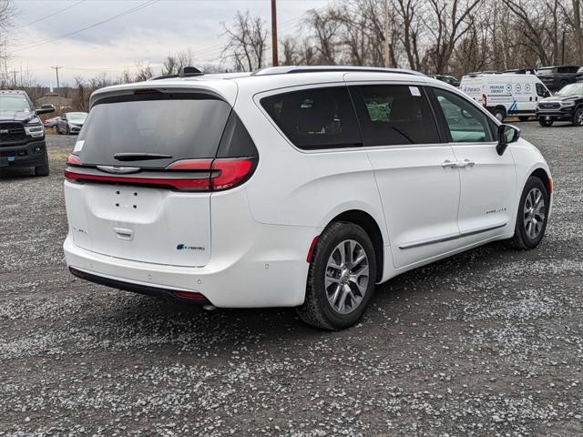 new 2023 Chrysler Pacifica car, priced at $59,390