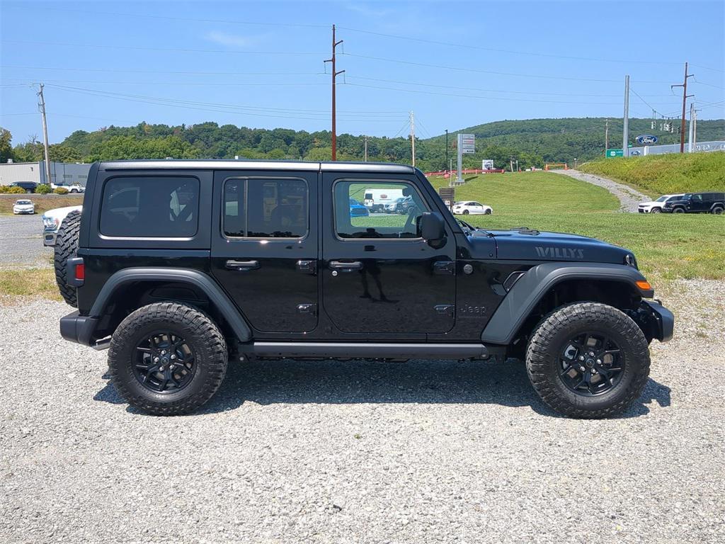 new 2025 Jeep Wrangler car, priced at $48,705