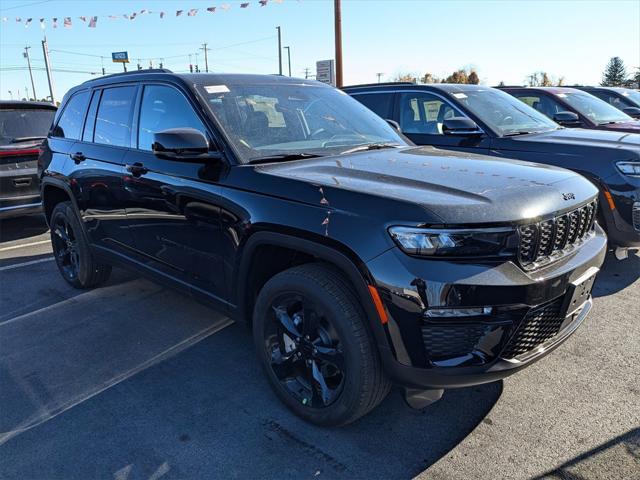 new 2025 Jeep Grand Cherokee car, priced at $52,535