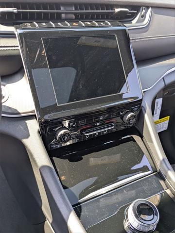 new 2025 Jeep Grand Cherokee car, priced at $43,710