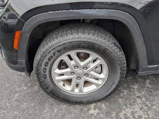 used 2022 Jeep Grand Cherokee car, priced at $29,550