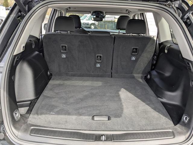 used 2022 Jeep Grand Cherokee car, priced at $29,900