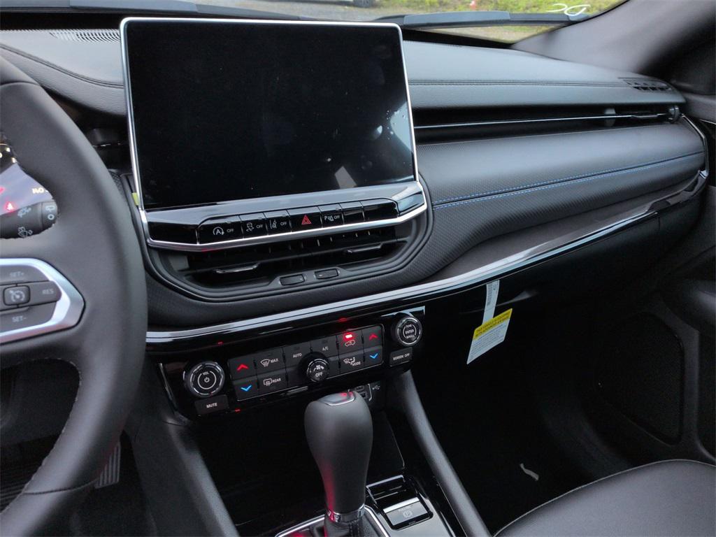 new 2026 Jeep Compass car, priced at $36,690