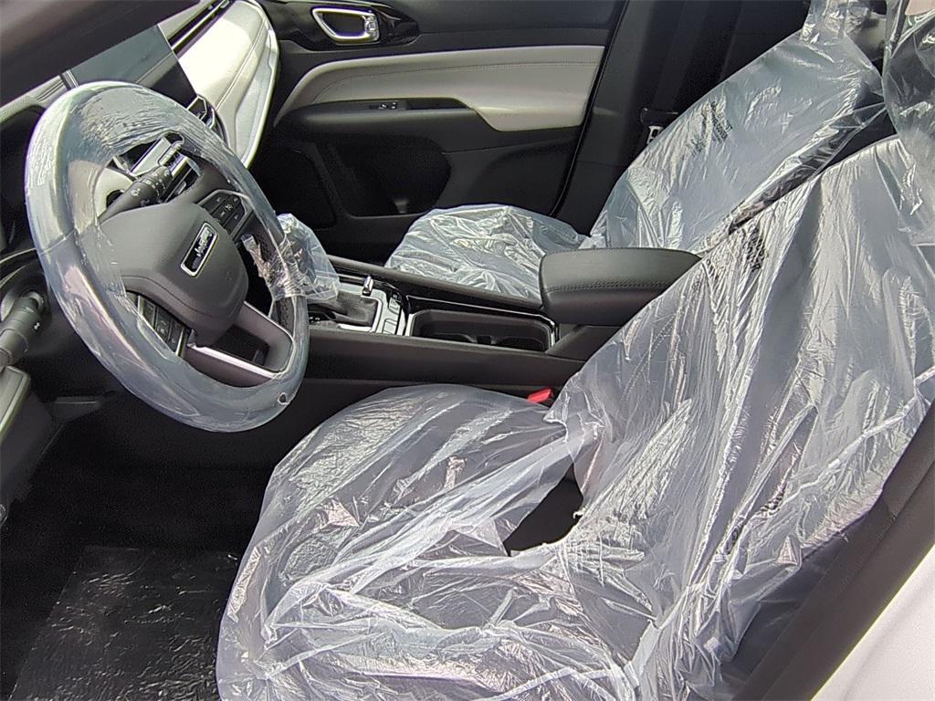 new 2025 Jeep Compass car, priced at $32,990