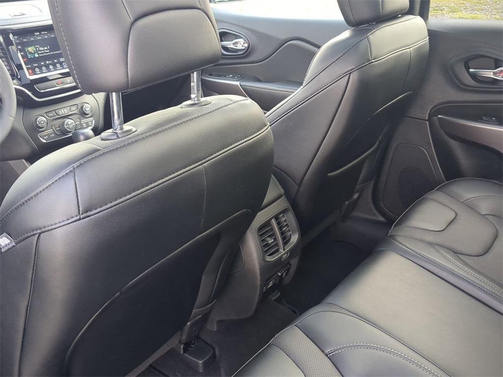 used 2022 Jeep Cherokee car, priced at $27,500