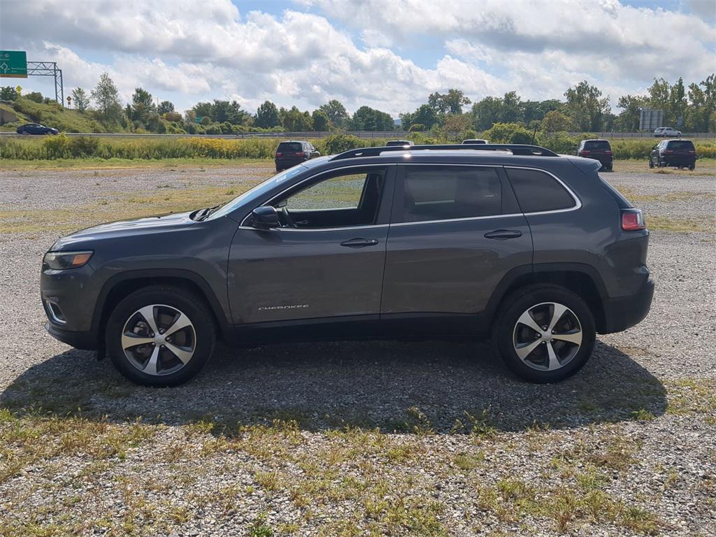 used 2022 Jeep Cherokee car, priced at $27,500
