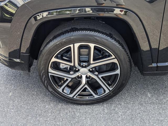 new 2024 Jeep Compass car, priced at $39,885