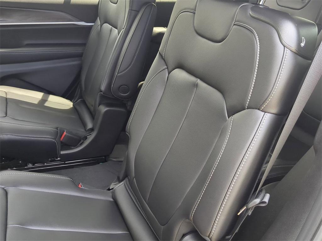 new 2025 Jeep Grand Cherokee L car, priced at $49,610