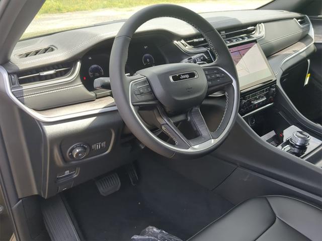new 2025 Jeep Grand Cherokee L car, priced at $48,287