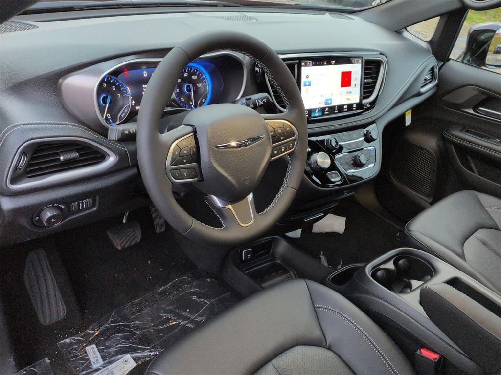 new 2026 Chrysler Pacifica car, priced at $49,675