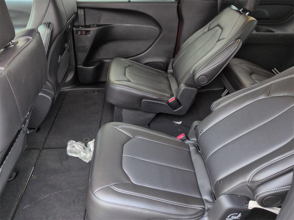 new 2026 Chrysler Pacifica car, priced at $49,675