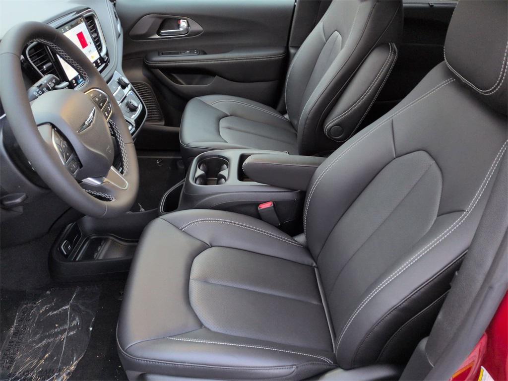 new 2026 Chrysler Pacifica car, priced at $49,675