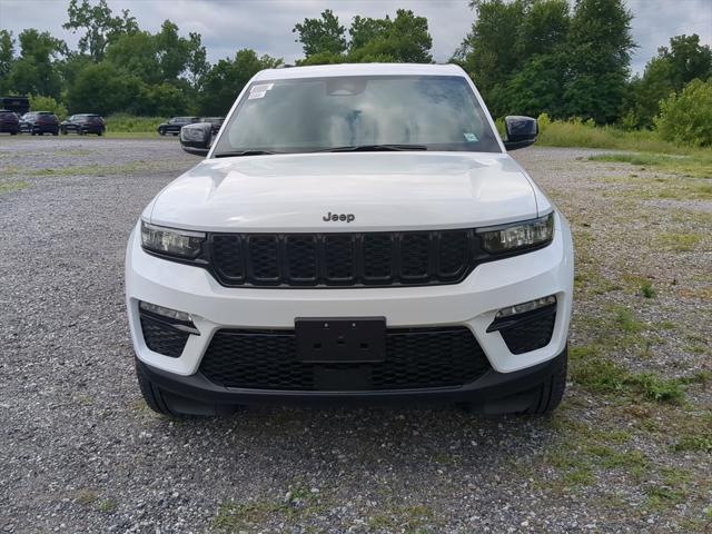 new 2025 Jeep Grand Cherokee car, priced at $46,011