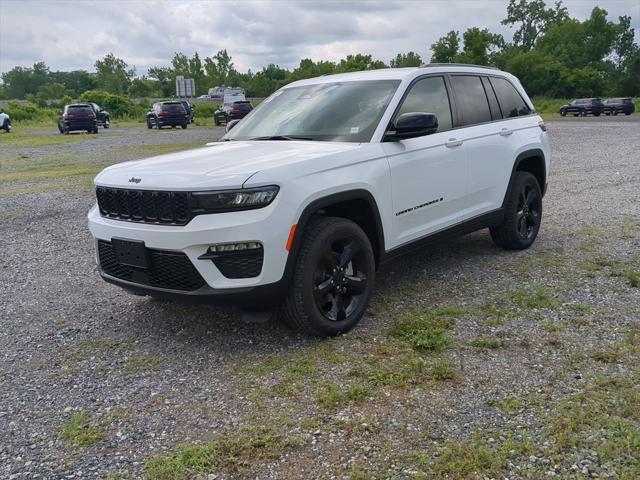 new 2025 Jeep Grand Cherokee car, priced at $46,011