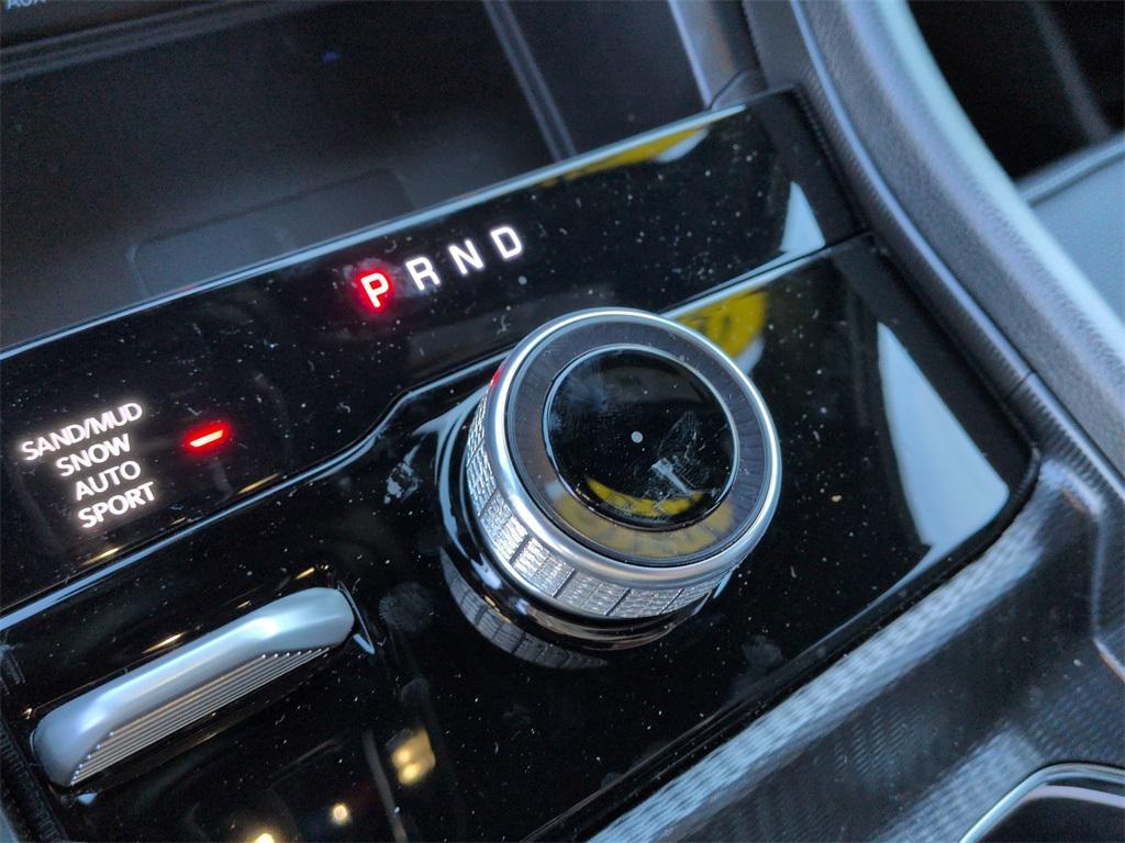 new 2025 Jeep Grand Cherokee car, priced at $51,680