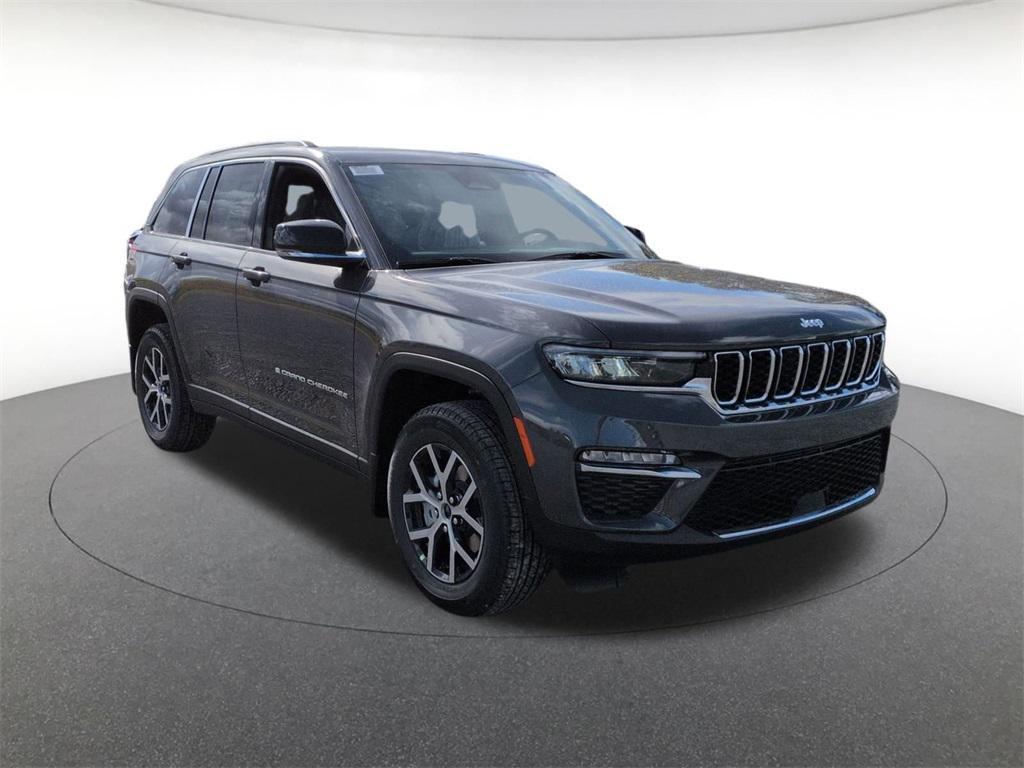 new 2025 Jeep Grand Cherokee car, priced at $48,185