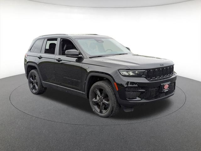 used 2023 Jeep Grand Cherokee car, priced at $32,500