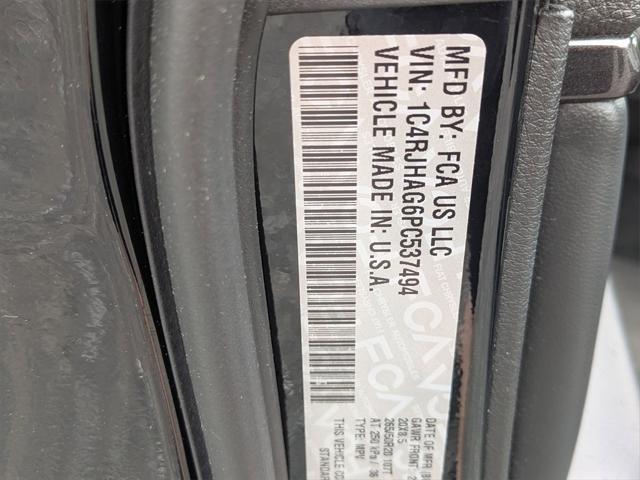 used 2023 Jeep Grand Cherokee car, priced at $32,350