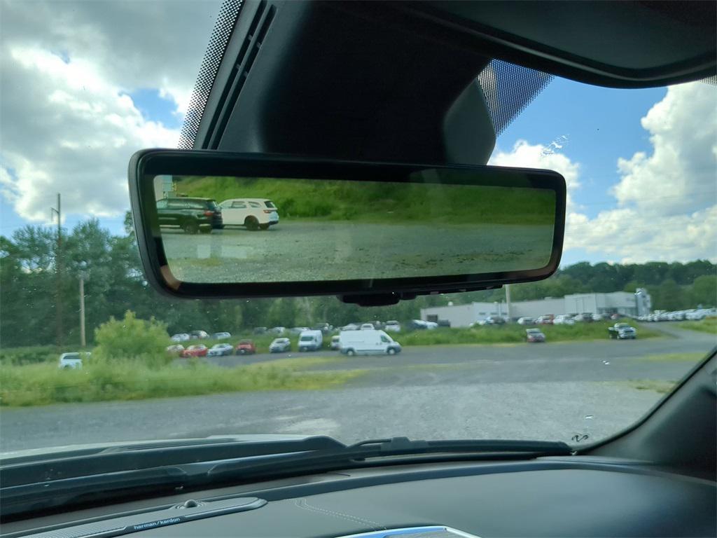 new 2025 Ram 1500 car, priced at $77,025