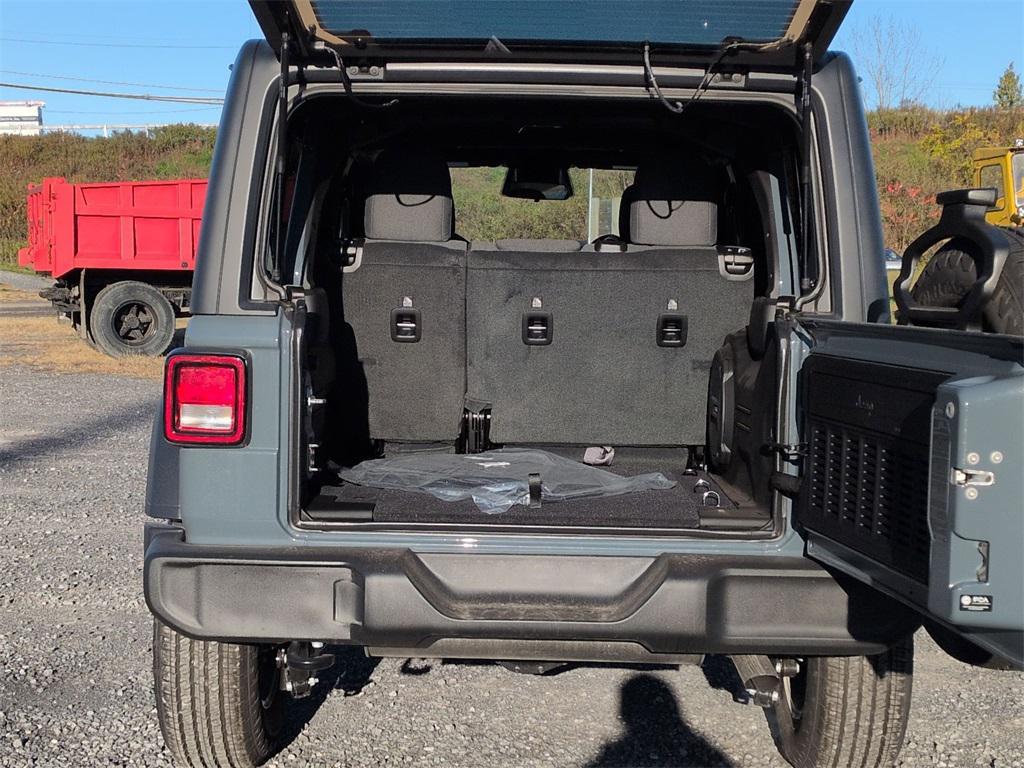 new 2026 Jeep Wrangler car, priced at $51,335