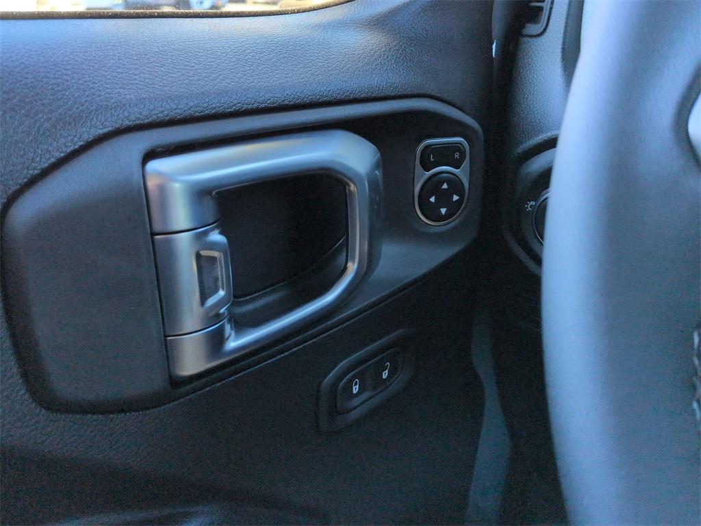 new 2026 Jeep Wrangler car, priced at $51,335