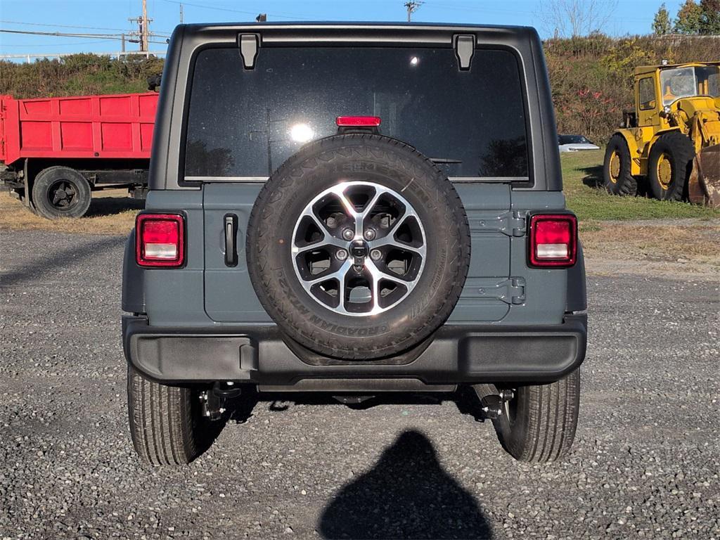 new 2026 Jeep Wrangler car, priced at $51,335