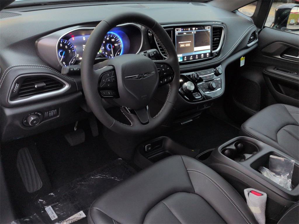 new 2026 Chrysler Pacifica car, priced at $44,610