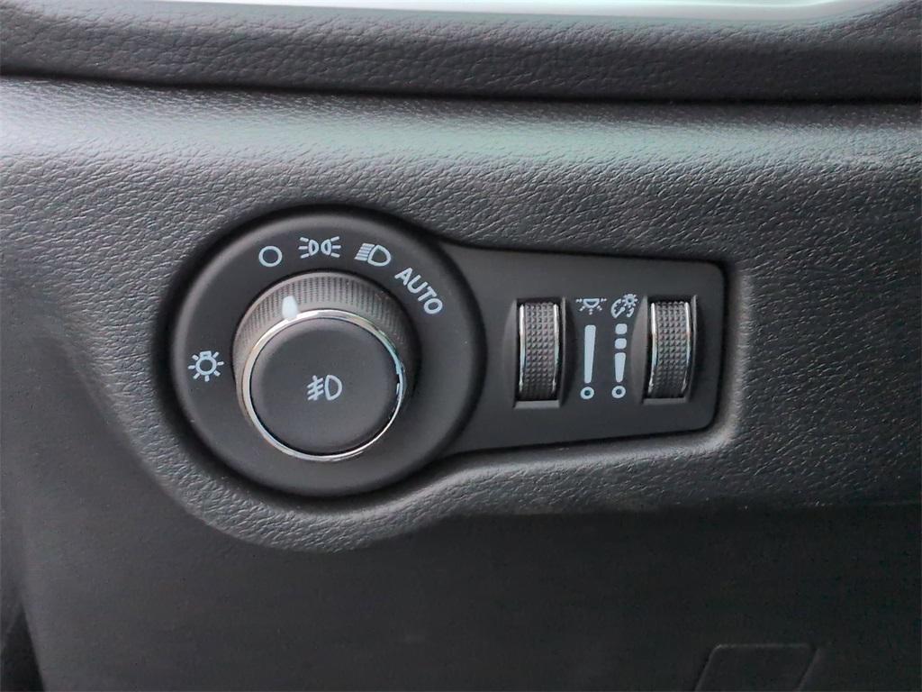 new 2026 Chrysler Pacifica car, priced at $44,610