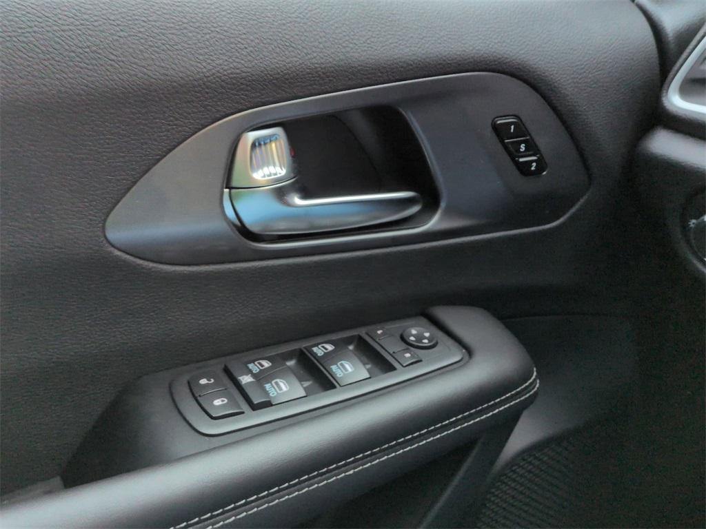 new 2026 Chrysler Pacifica car, priced at $44,610