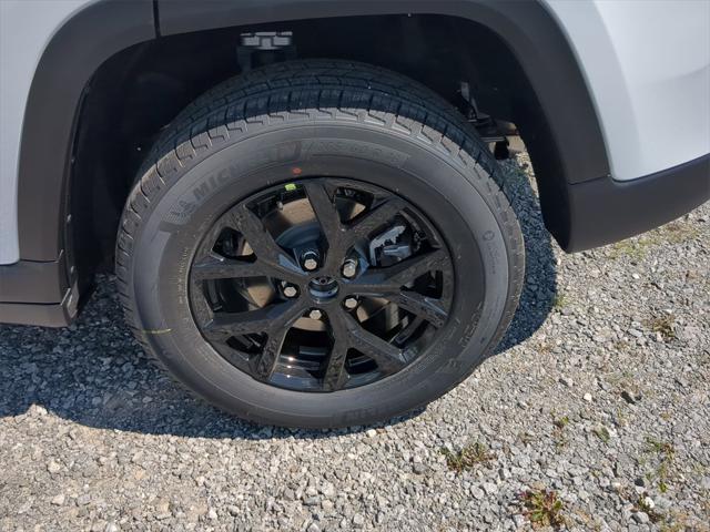 new 2025 Jeep Grand Cherokee car, priced at $42,115