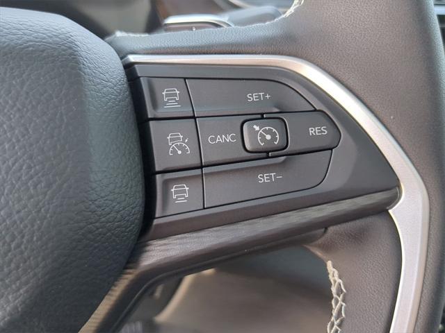 new 2025 Jeep Grand Cherokee car, priced at $42,115