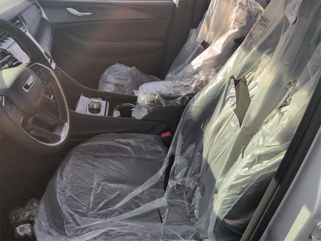 new 2025 Jeep Grand Cherokee car, priced at $44,405