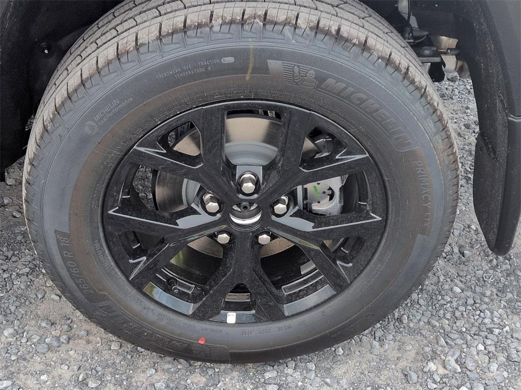 new 2025 Jeep Grand Cherokee car, priced at $44,405