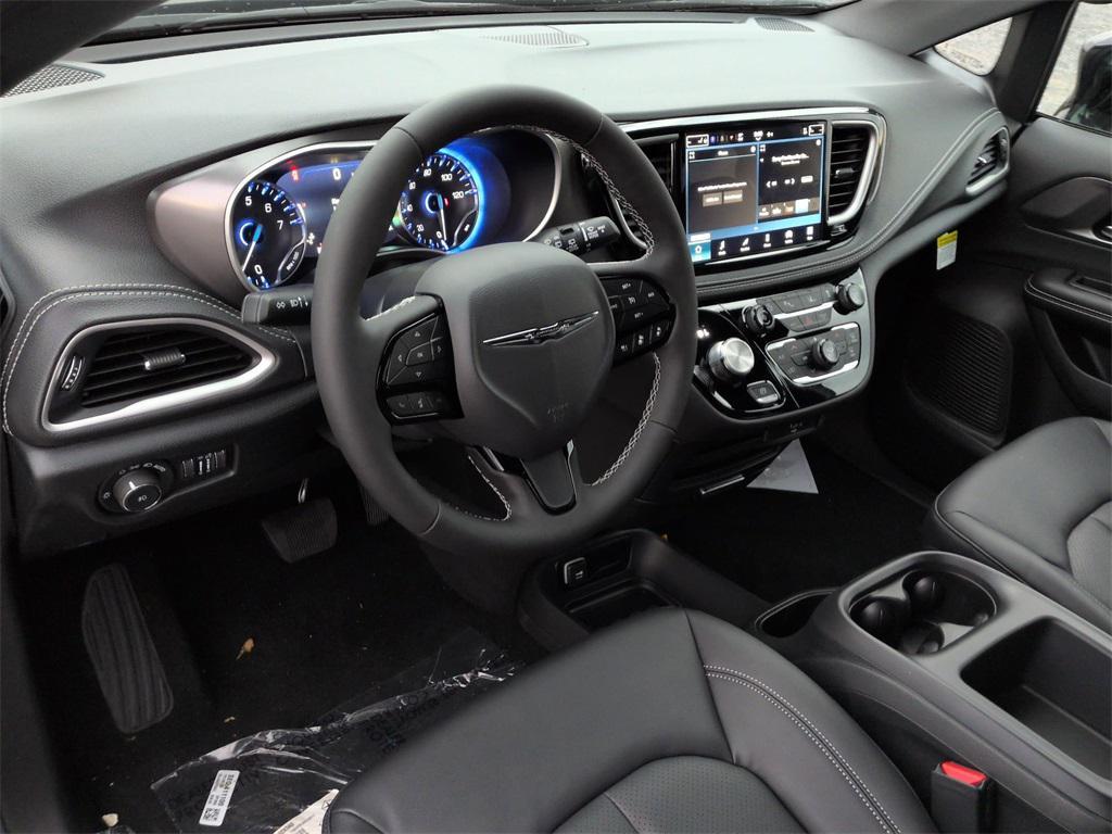 new 2026 Chrysler Pacifica car, priced at $44,610
