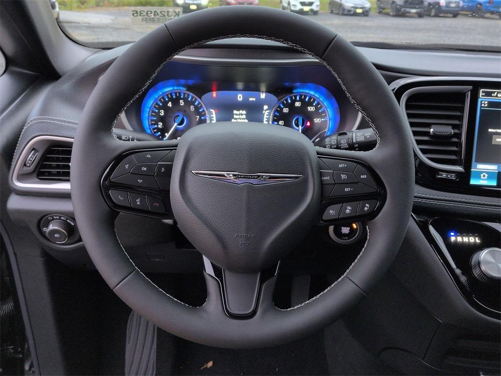 new 2026 Chrysler Pacifica car, priced at $44,610