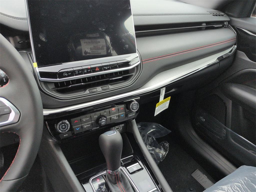 new 2026 Jeep Compass car, priced at $37,505