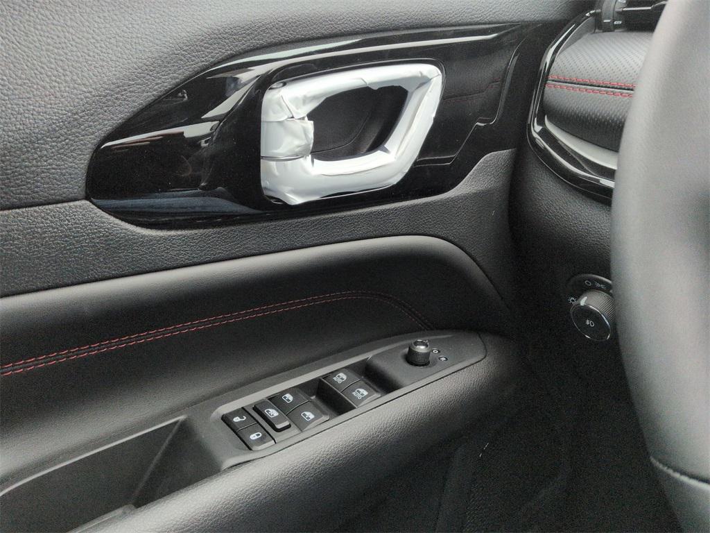 new 2026 Jeep Compass car, priced at $37,505