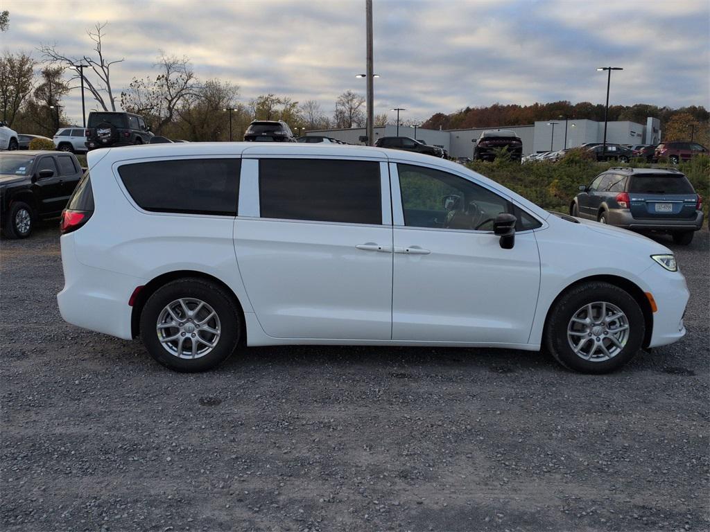 new 2026 Chrysler Pacifica car, priced at $42,365