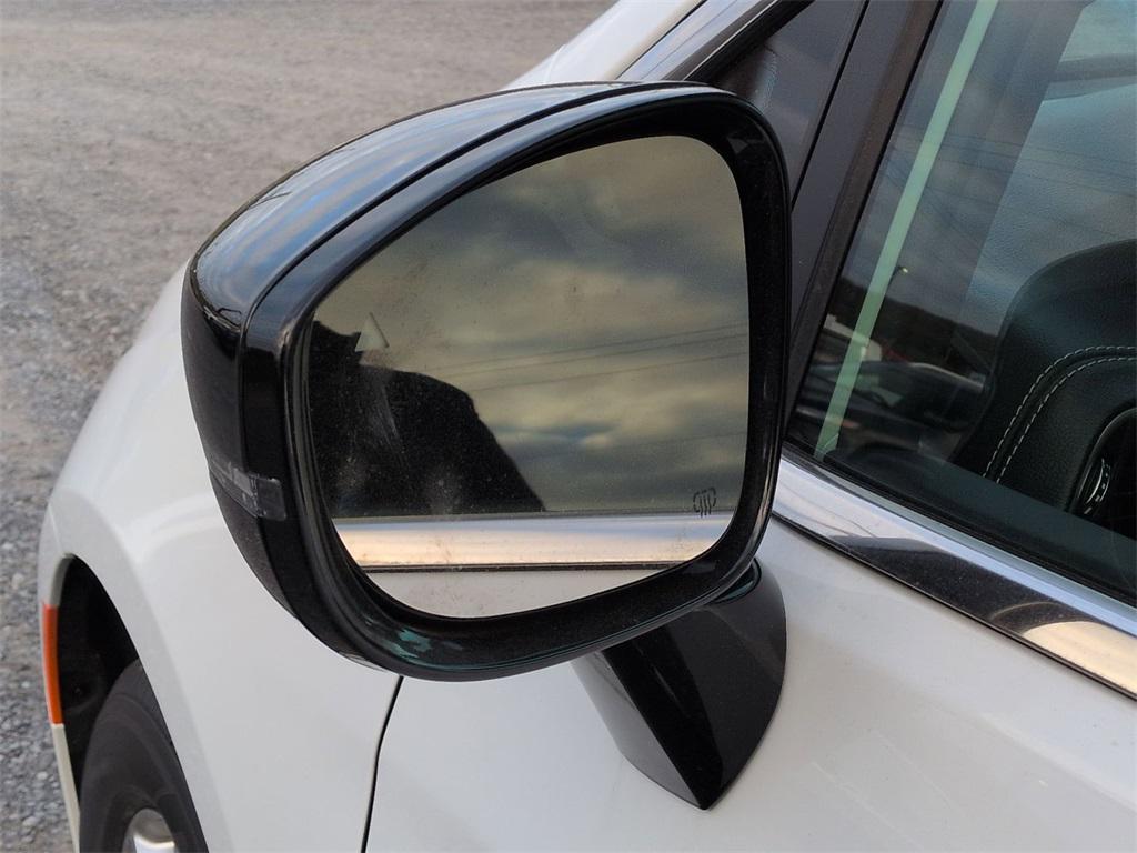 new 2026 Chrysler Pacifica car, priced at $42,365