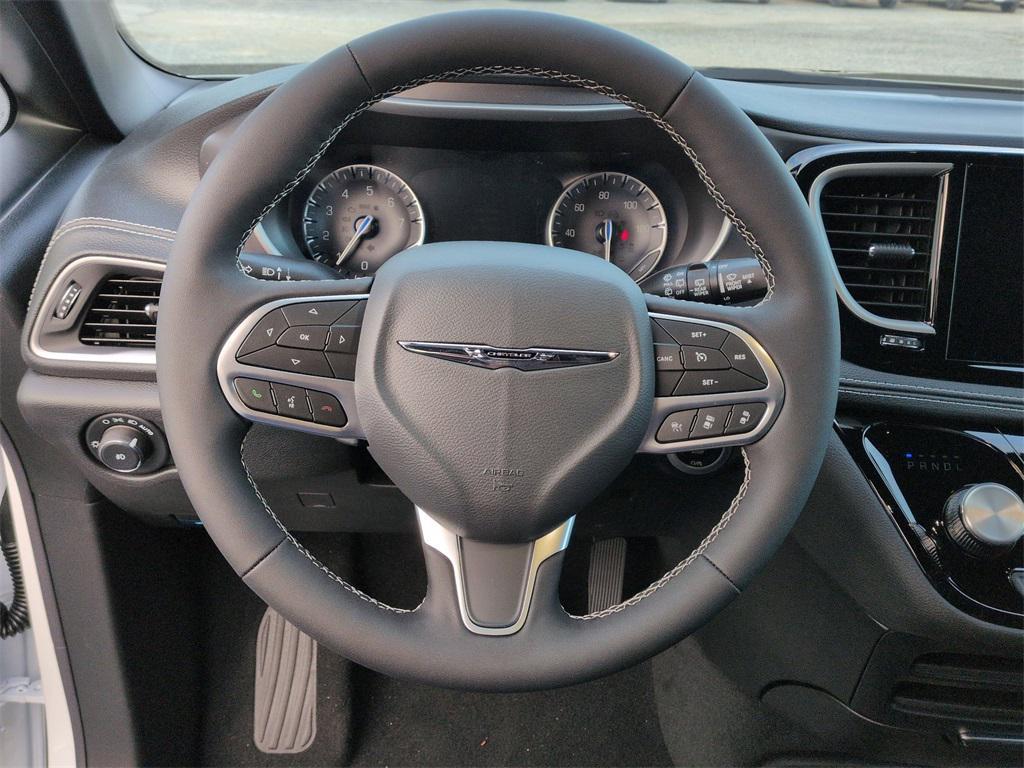 new 2026 Chrysler Pacifica car, priced at $42,365