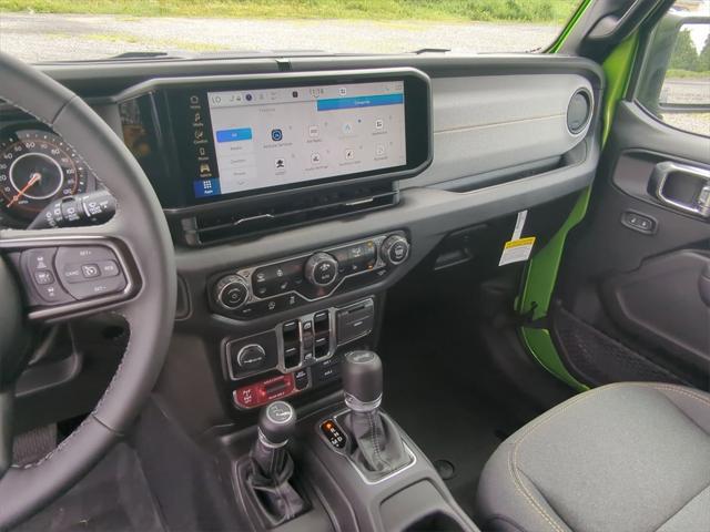 new 2025 Jeep Wrangler car, priced at $50,085