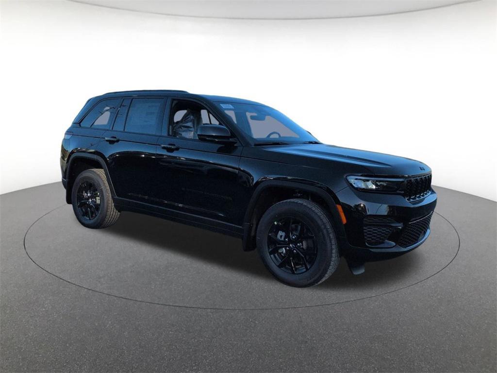 new 2025 Jeep Grand Cherokee car, priced at $44,905