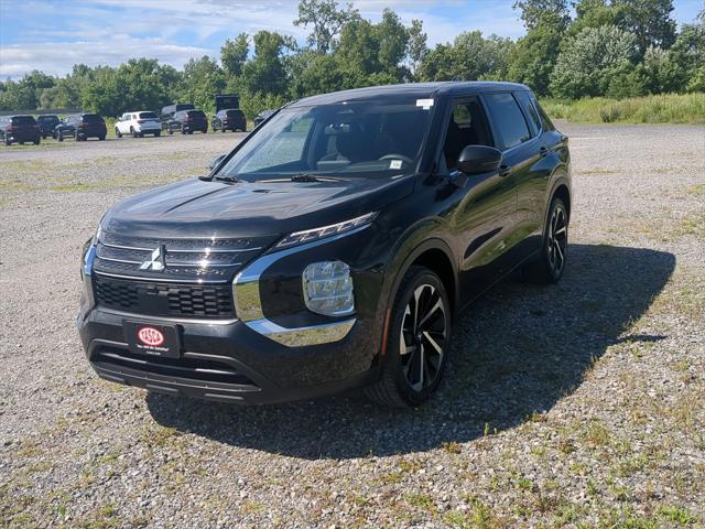 used 2022 Mitsubishi Outlander car, priced at $21,800
