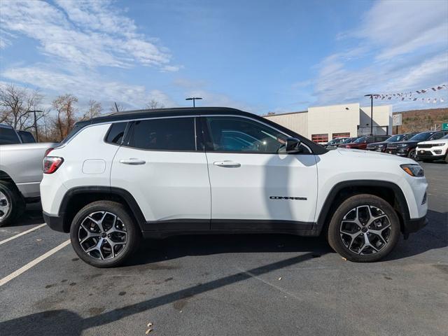 new 2025 Jeep Compass car, priced at $32,840