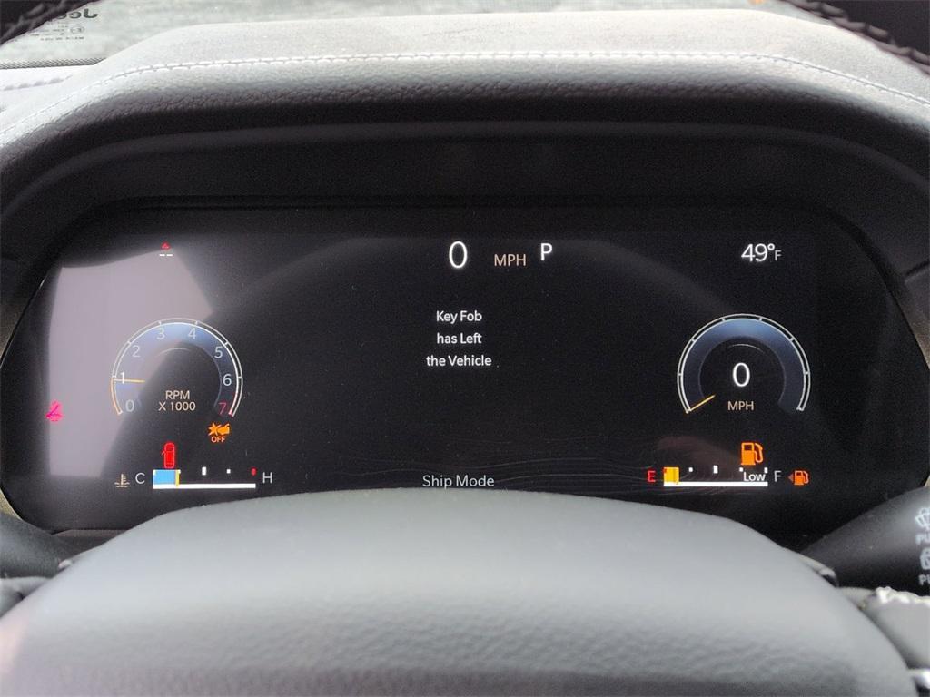 new 2025 Jeep Grand Cherokee car, priced at $47,590