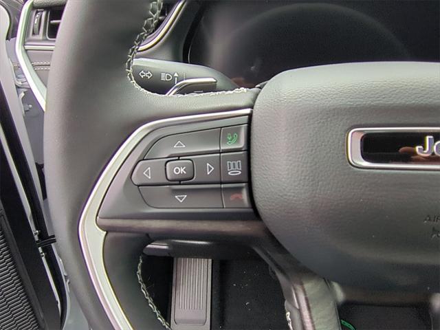 new 2025 Jeep Grand Cherokee car, priced at $48,526