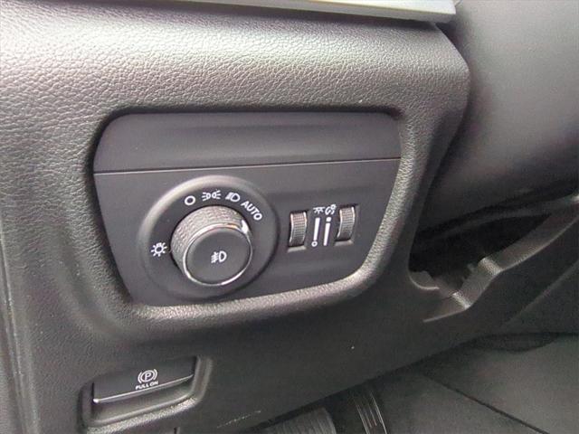 new 2025 Jeep Grand Cherokee car, priced at $48,526