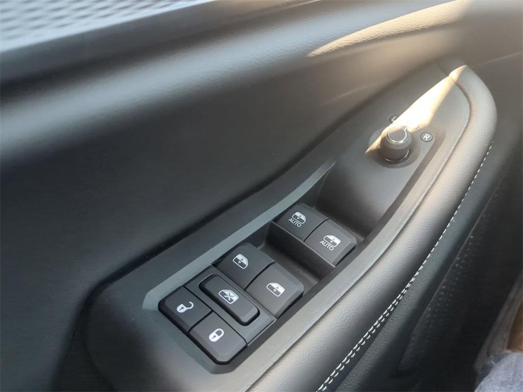 new 2025 Jeep Grand Cherokee car, priced at $42,905